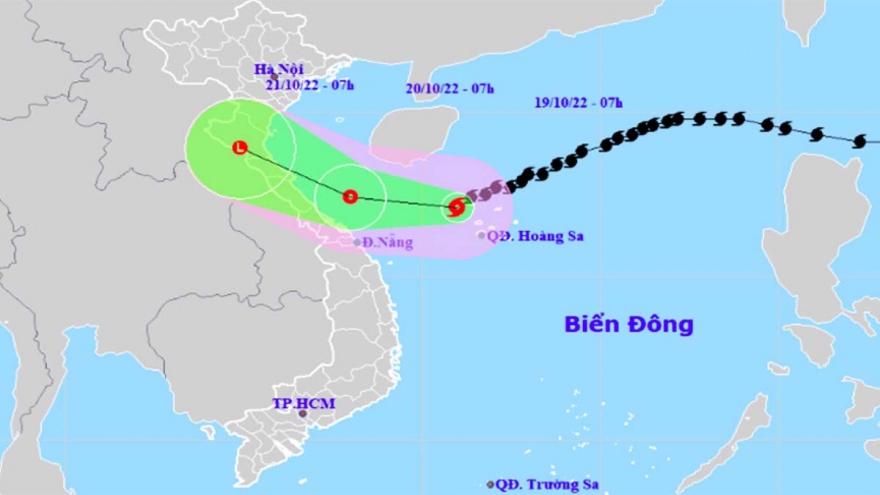 Nesat downgraded, heading for central Vietnam